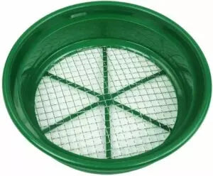 11 Piece Gold Panning Kit